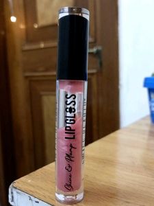 Shine & Plump Lip Gloss | Swiss Beauty