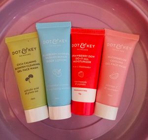 Dot & Key Skincare Set