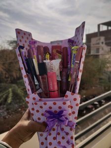 Lipstick &amp; Chocolate Bouquet
