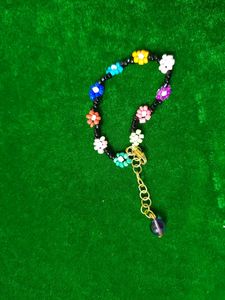 Small Beads Flower Bracelet 🌸