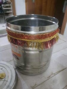 New Ununed Stainless Steel Container