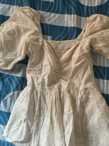 FANCY PASTELS Cream Puff Sleeve Top