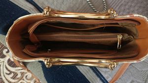 Women&#39;s Stylish Handbag