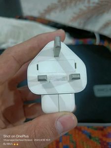 UK Based Apple 3 Pin Charger