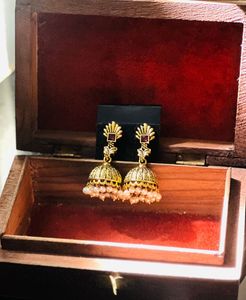 Elegant Gold Jhumka Earrings