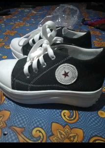 Platform Sneakers - Stylish &amp; Comfy