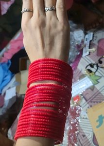 Red Velvet Bangles Glass Bangle