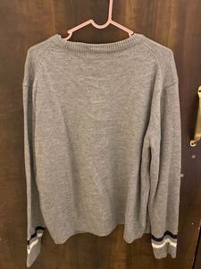 downtown girl aesthetic sweater