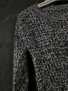WOMEN SWEATER