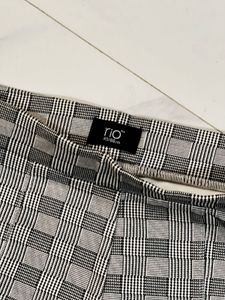 Checked Skinny Formal Grey Trousers