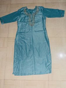 Elegant Rayon Slub Embroidered Kurta Set