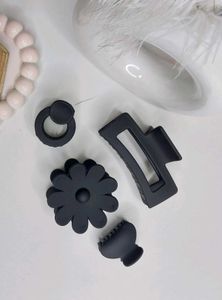 Combo Of 4 Pcs Matte Black Hair Claws