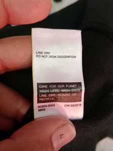 LEVI&#39;S Black Short Sleeves Sweatshirt