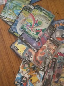 Pokemon cards (250+)
