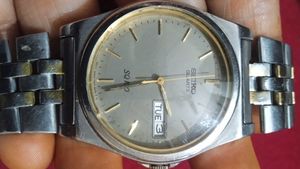 Seiko Quartz SQ100 Watch