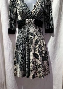 22211.Floral Print Dress