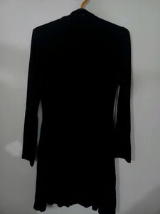 BLACK LONG SLEEVE RUCHED BUTTON BODYCON DRESS