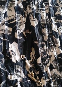 BLACK AND WHITE LONG SKIRT