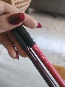 KISS MATTE LIP LINER