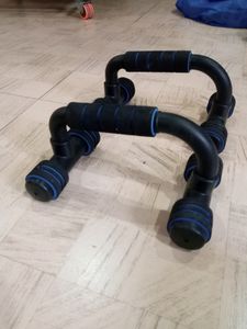 Pushup Stand