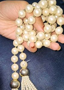 Elegant Pearl Beaded Necklace