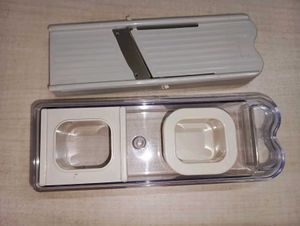DRY FRUIT AND VEGETABLE MINCER