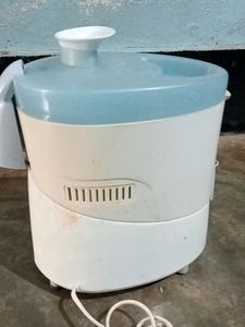 Philips Fruit Juicer