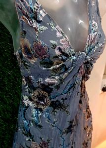 Beautifull Velvet Velour Floral Twist Dress