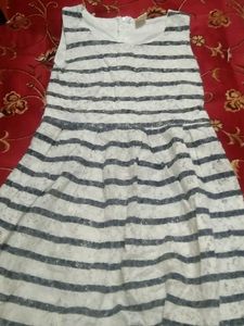 Stylish Graphic Print Tee