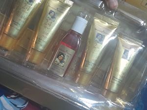 SHAHNAZ HUSAIN FACIAL KIT (ORIGINAL)