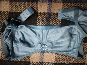 Women&#39;s Non Padded Bra