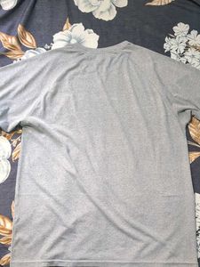 Adidas Tshirt