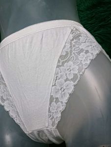 White Lace🎀 Trim Panties