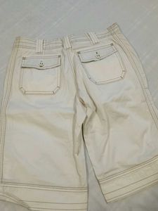 Stylish &amp; Comfy Knee-Length Shorts