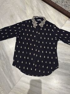 Patterned Black Shirt