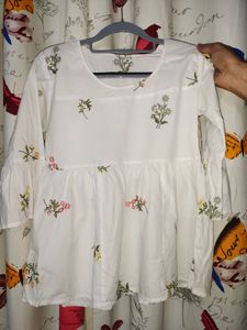 Tops and Tshirts