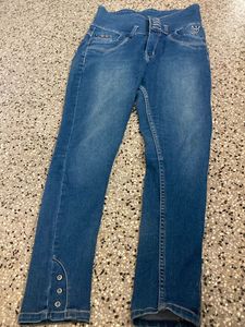 Preloved Jeans But No Zip