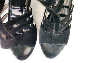 🖤Velvet Stride Stilettos🖤