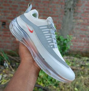 Nike Air Max 720 Grey