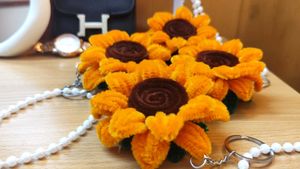 Sunflower Handmade Keychains 🌻