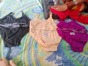 Pack Of Three Sports Bra And Panty