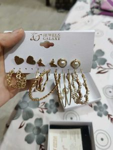 Earrings Set