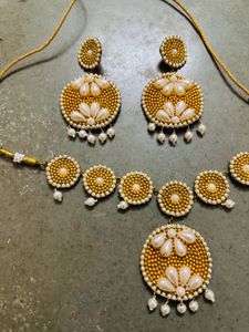 Elegant Pearl &amp; Gold Yellow Jewelry Set
