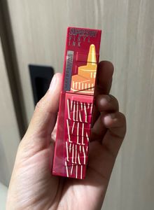 Maybelline Vinyl Ink Lipstick saucy collection