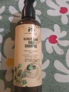 🌿 Nature 4 Natur – Glossy Glow Hair Shampo