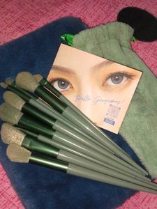 Makeup Brush Set - 13 Pieces