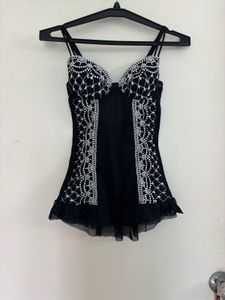 BESIRED EMBROIDERED CORSET TOP