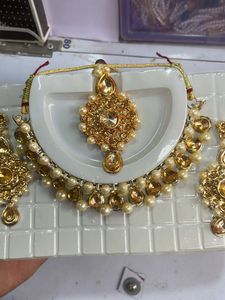 Gorgeous Gold Plated Jewelry Set