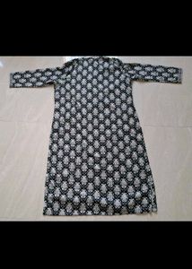 Combo of White +black kurta sets🌻