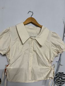 Cute Collared Top🤍